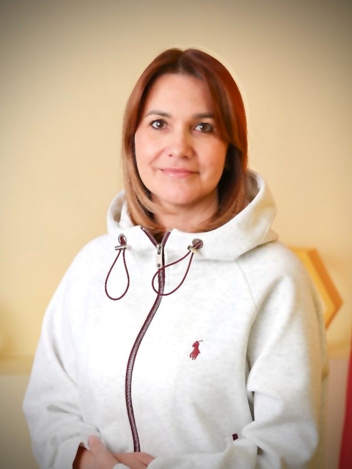 учитель-дефектолог Тараканова Елена Владимировна.